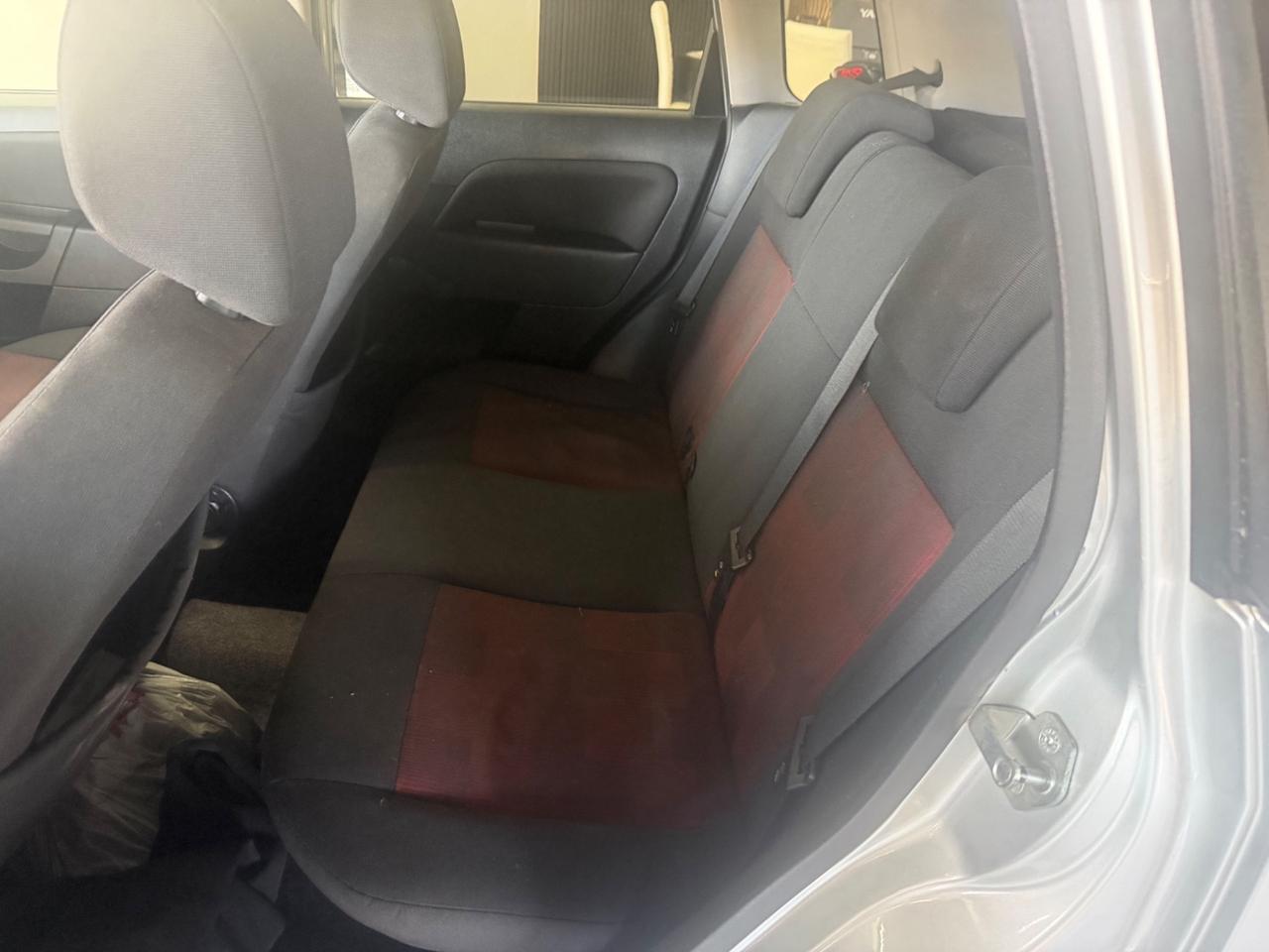 Ford Fiesta 1.4 TDCi 5p. Ghia