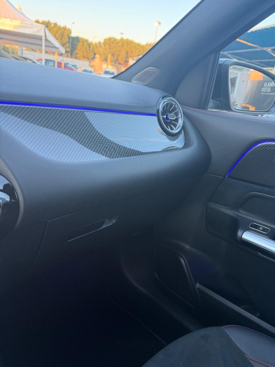 MERCEDES - Classe GLA - 200 d Automatic Premium