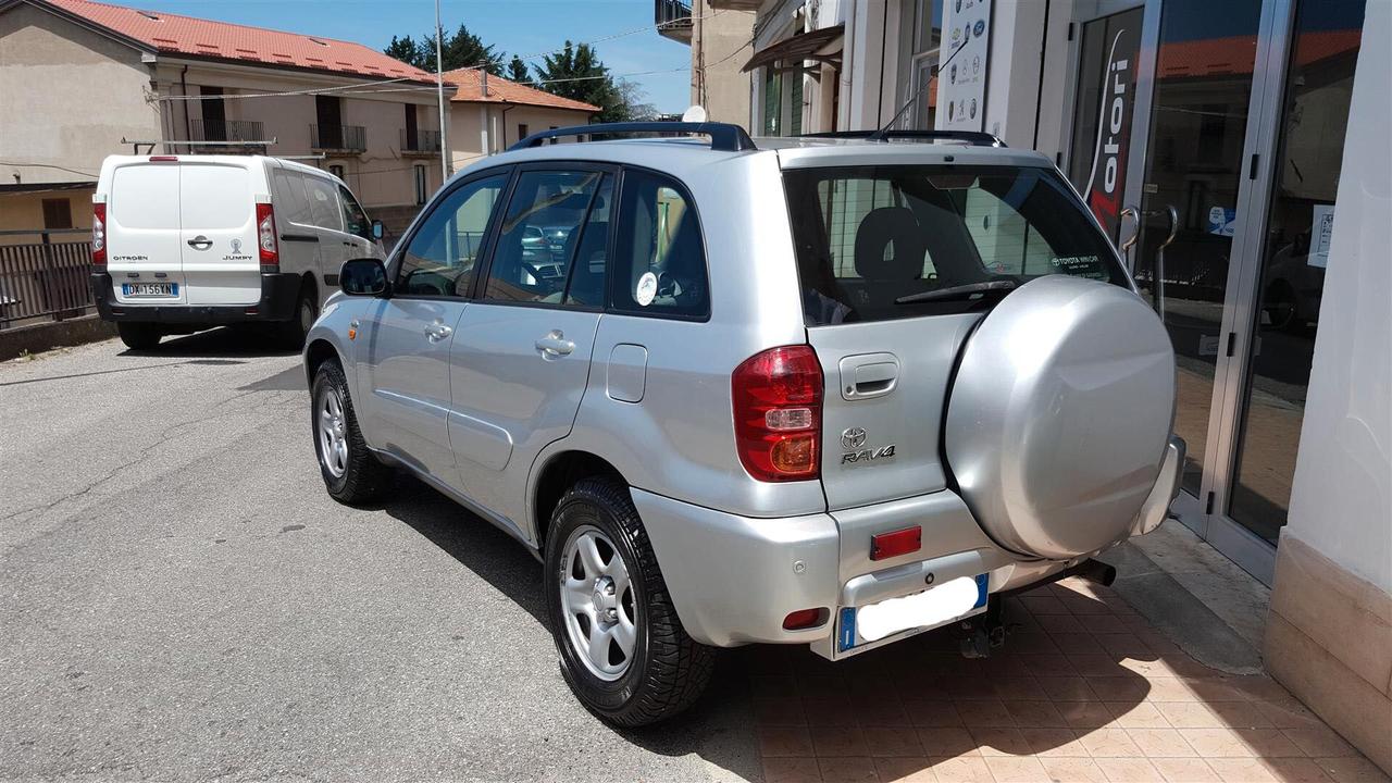 Toyota RAV 4 RAV4 2.0 Tdi D-4D cat 5 porte Sol