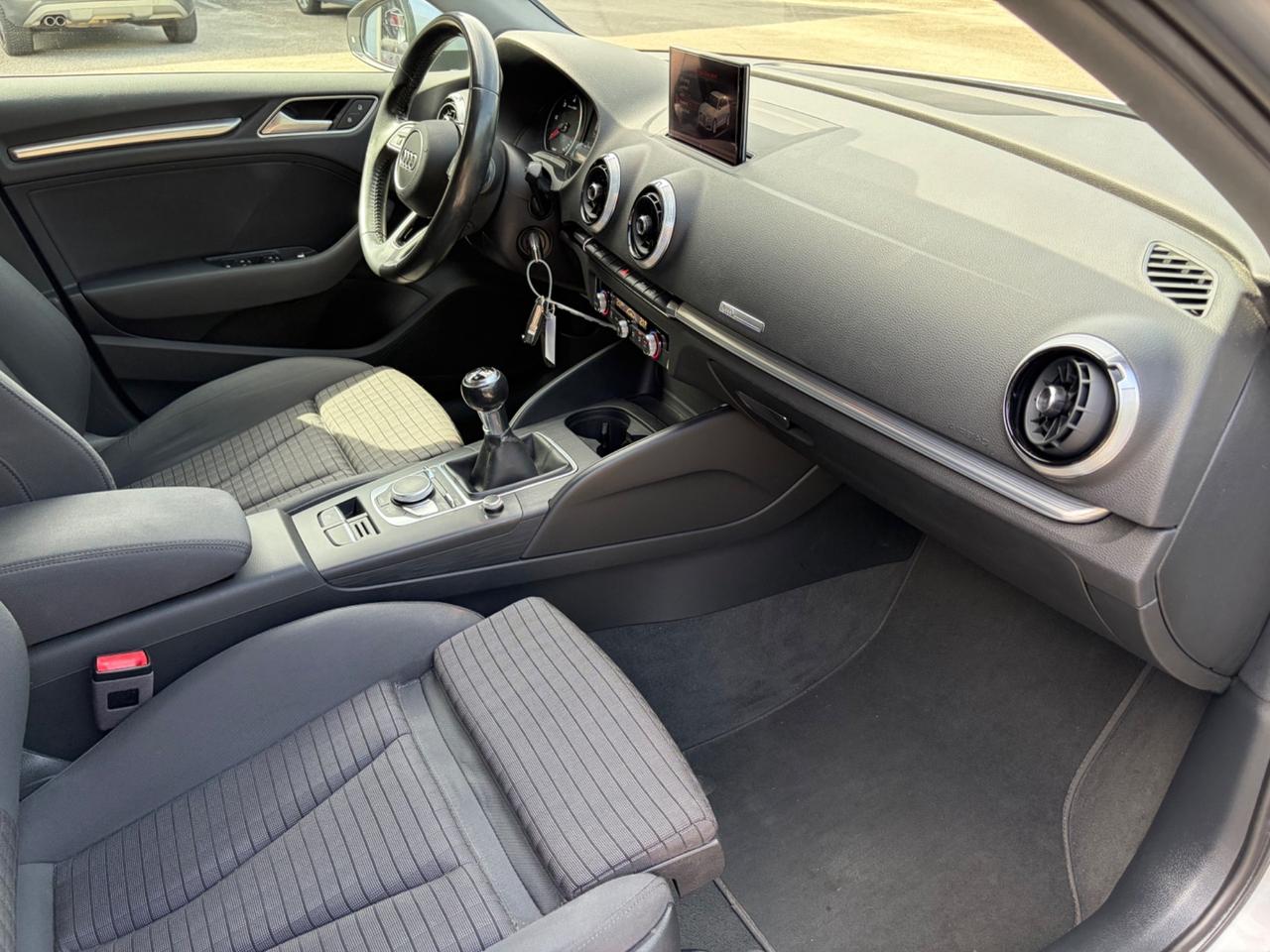 AUDI A3 SPB 1.6 TDI S TRONIC SPORT “MANIACALE”