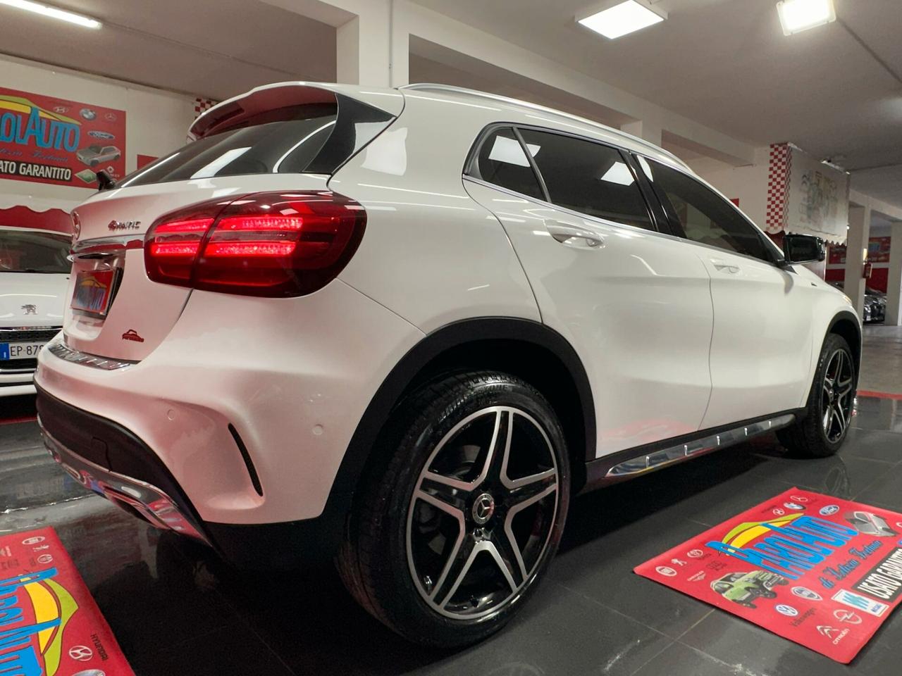 Mercedes-benz GLA 200d 2.1 136cv Premium - 2019