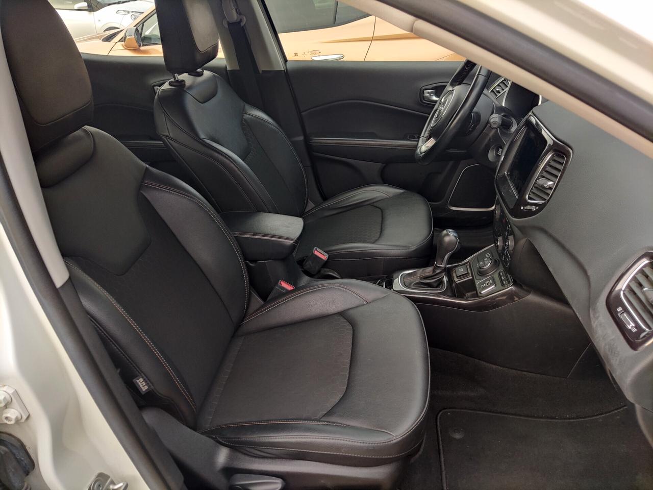 Jeep Compass 1.3 T4 190CV PHEV AT6 4xe Business