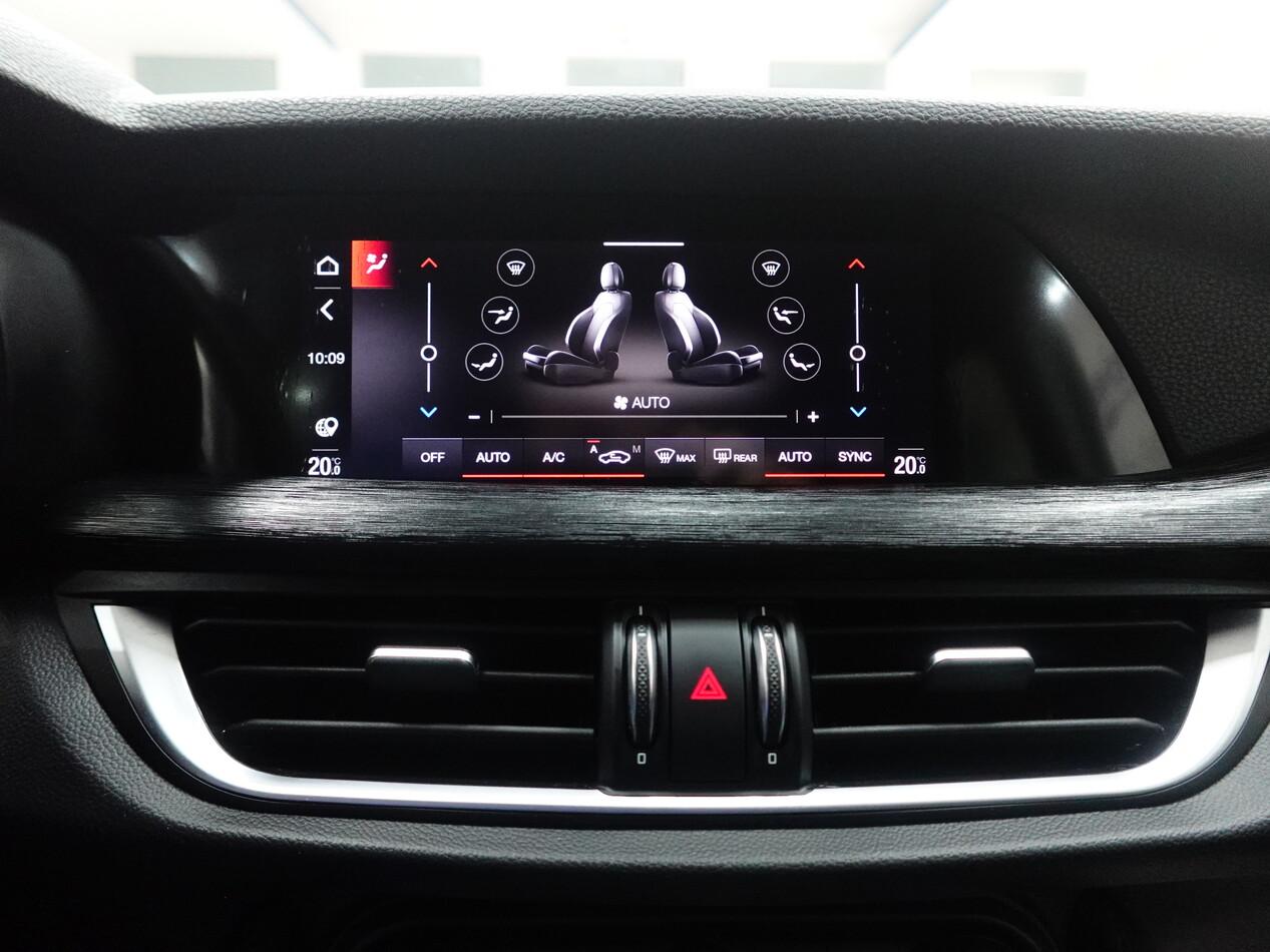 Alfa Romeo Stelvio 2.2 MJT 160 CV AT8 RW BUSINESS