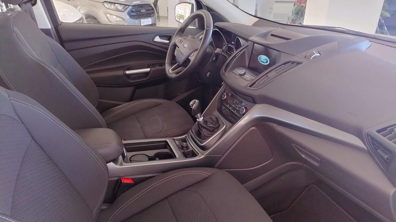 Ford Kuga 1.5 TDCI 120 CV S&S 2WD Titanium
