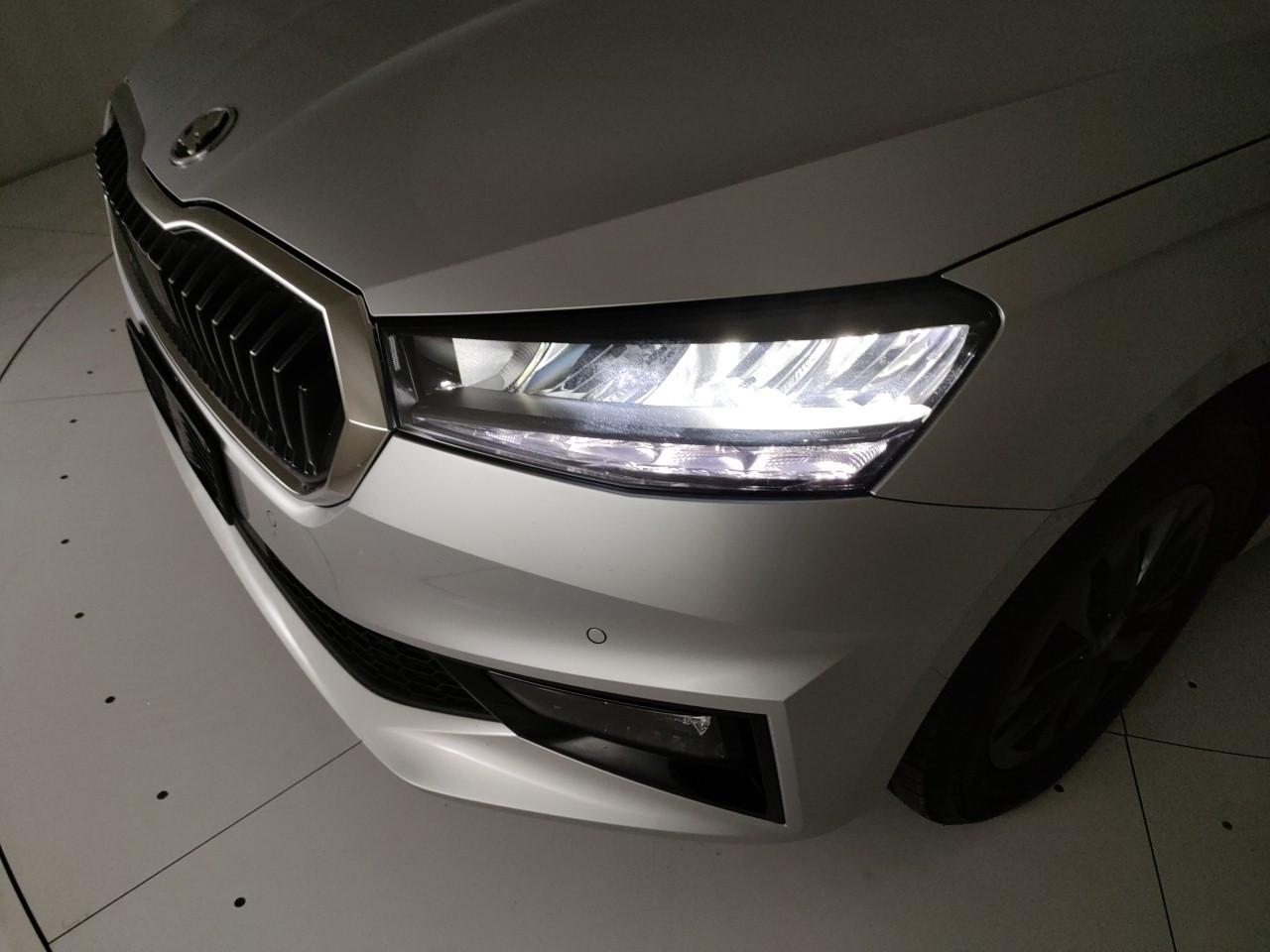 SKODA Fabia IV 2022 - Fabia 1.0 mpi Young Edition 80cv