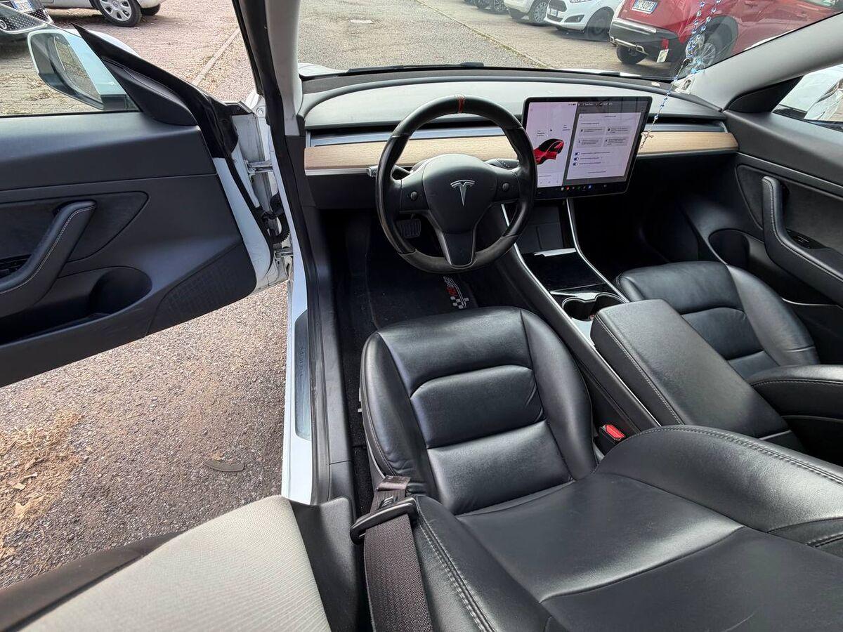 Tesla Model 3 Standard rwd Plus