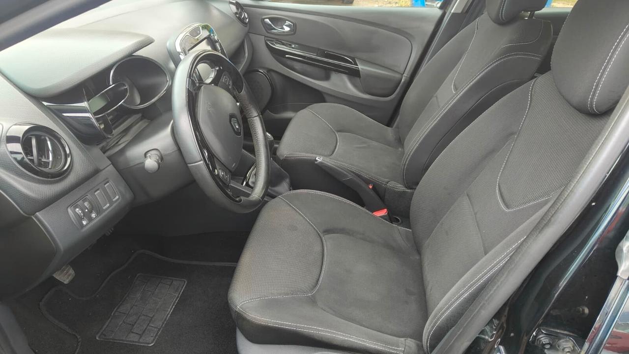 RENAULT Clio 1.5 dCi 75 CV 5p Customer Natural