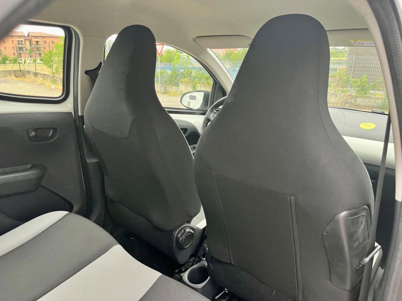 Toyota Aygo 1.0benz 2015 163.000km neopatentati