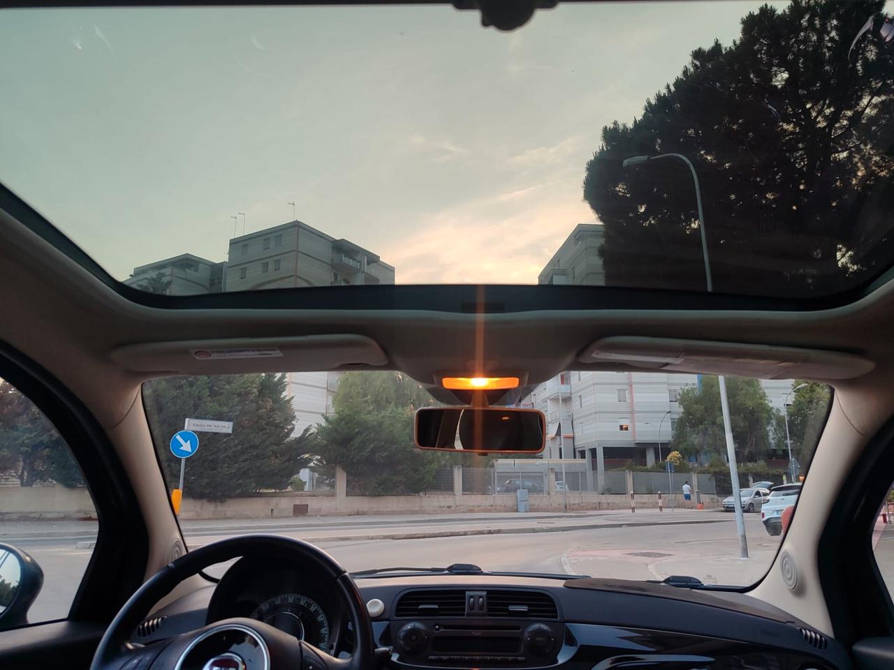 Fiat 500 1.2 Benz. Lounge TETTO PANORAMICO.