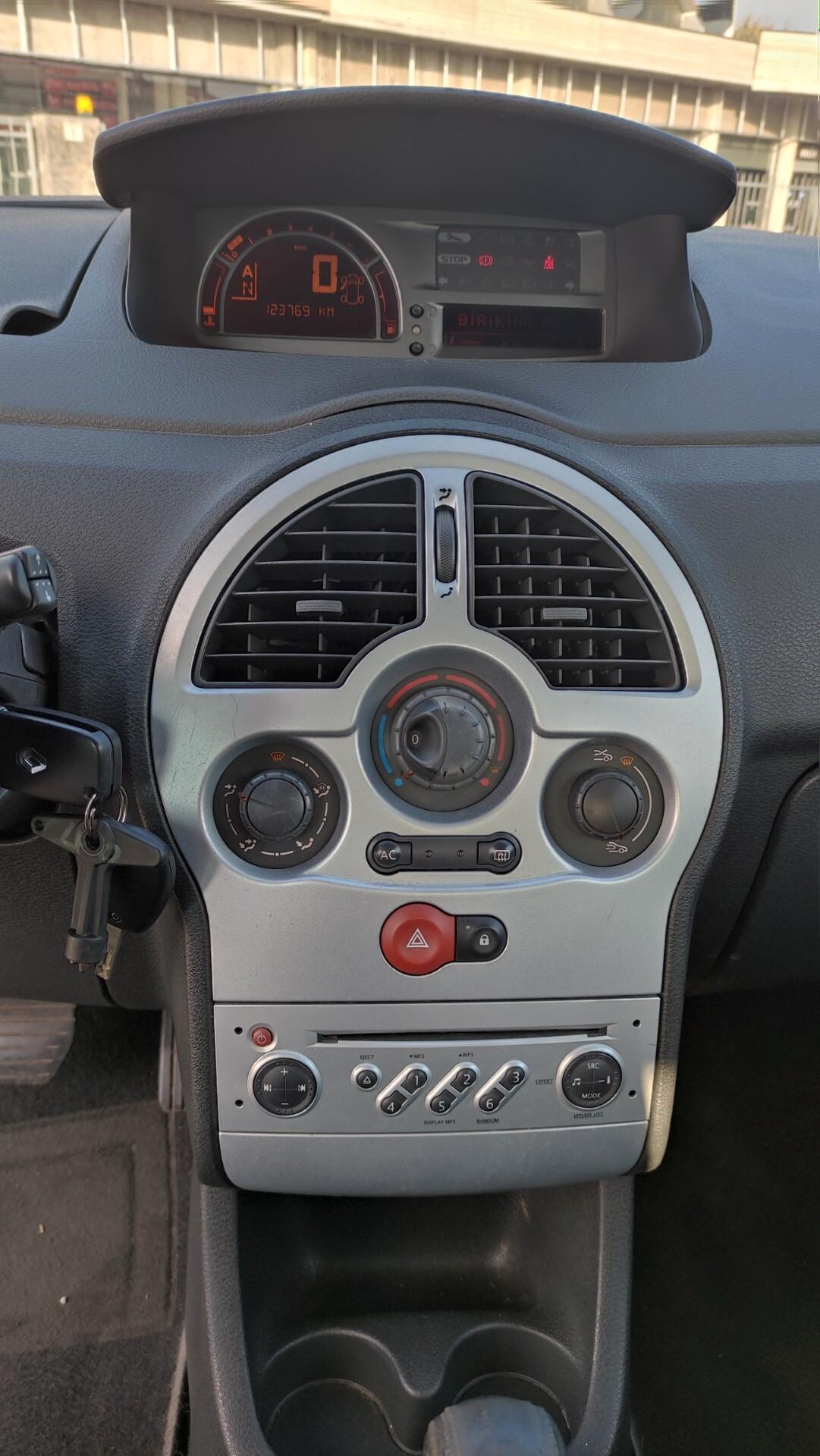 Renault Modus 1.2 16V AUTOMATICA NEOPATENTATI - 2009