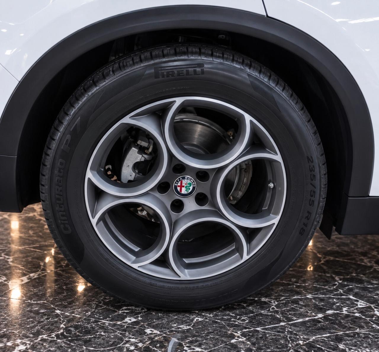Alfa Romeo Stelvio 2.2 Turbodiesel 210 CV AT8 Q4 Sprint