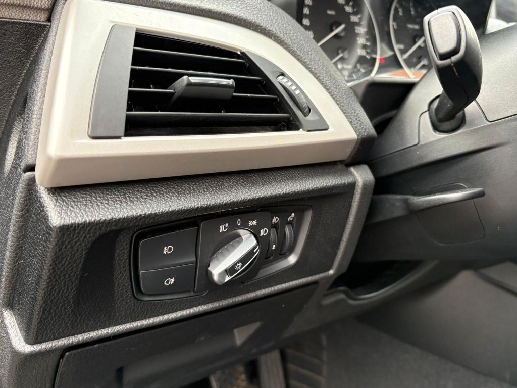 BMW Serie 1 5 Porte 116d Sport 5p OK NEOPATENTATI