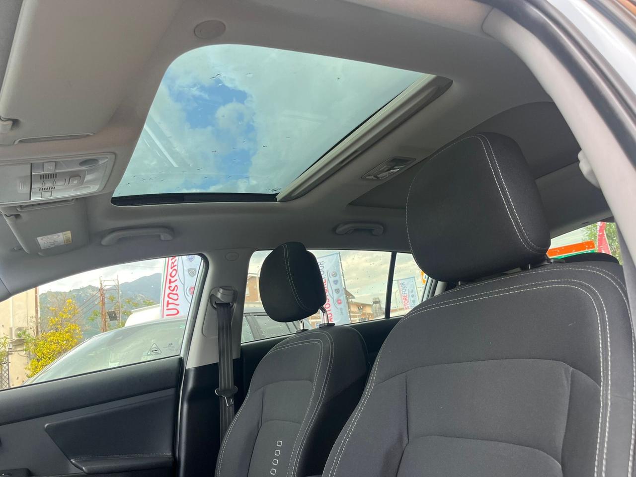 KIA SPORTAGE 1.7 CRDI TETTO