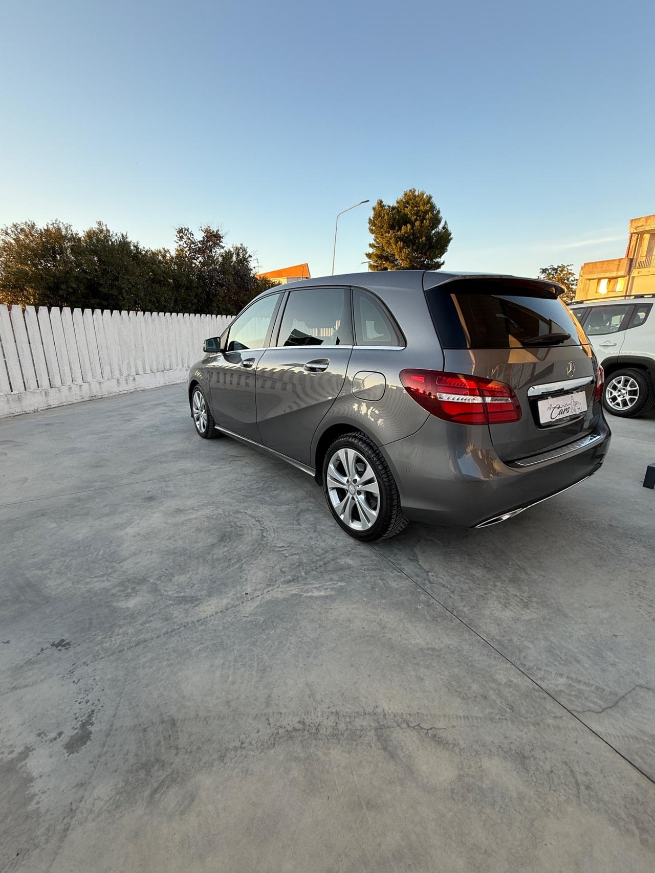 Mercedes-benz B 180 d Automatic Executive