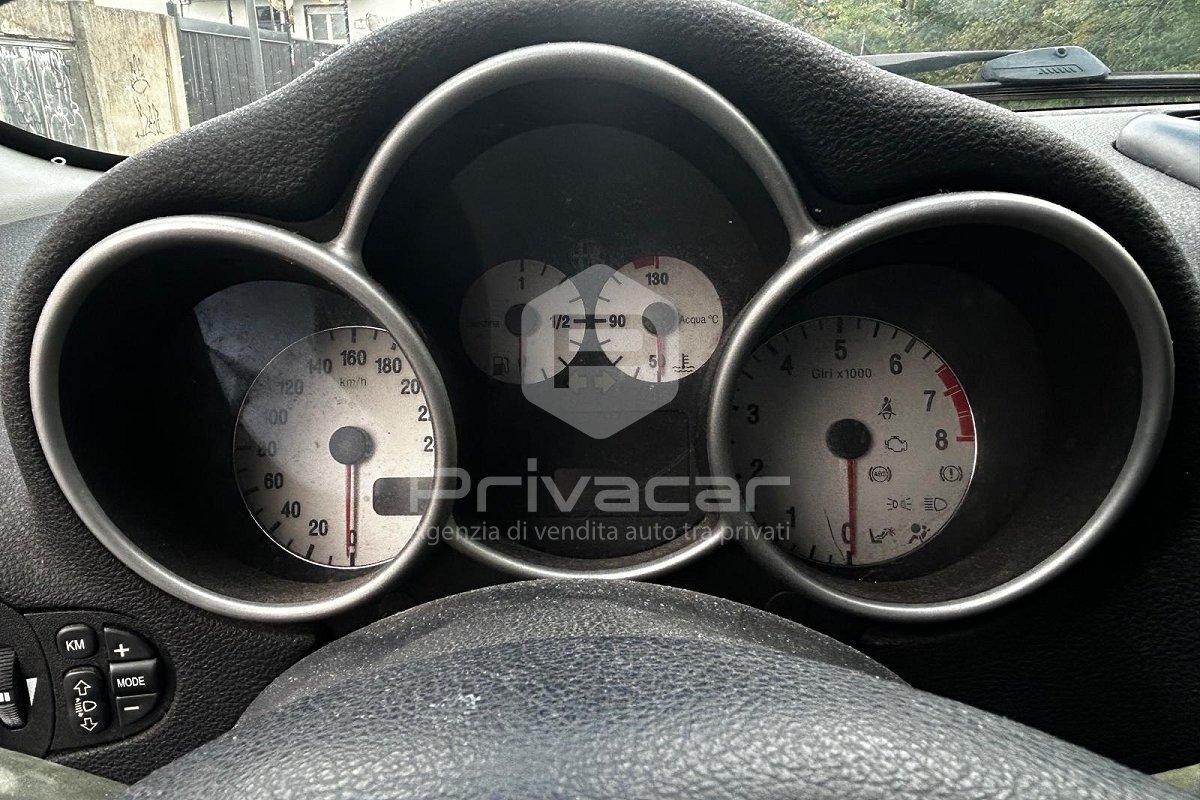 ALFA ROMEO 147 1.6i 16V T.S. (105 CV) cat 5p. Connect