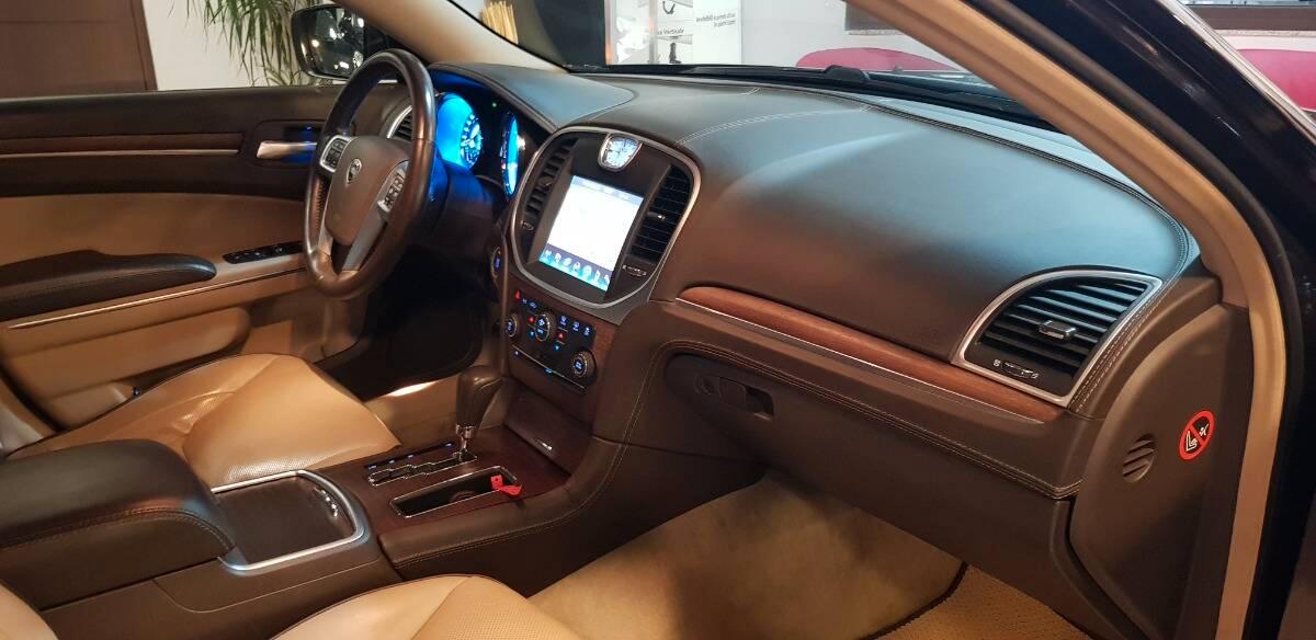 Lancia Thema 3.0 V6 mjt Executive 239cv *GAR 2 ANNI LANCIA*