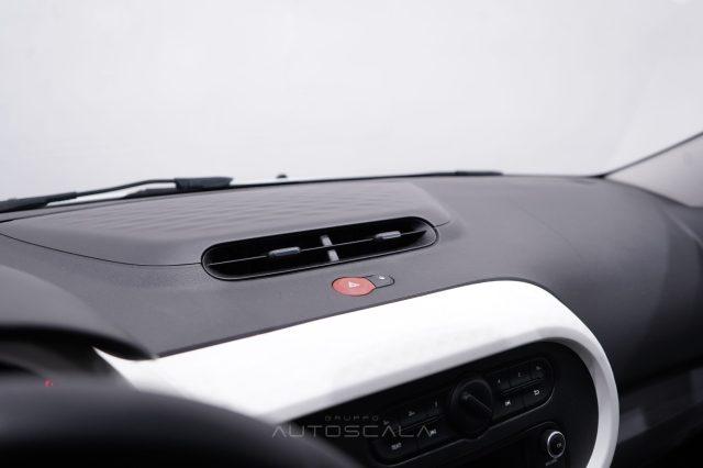 RENAULT Twingo 1.0 SCe 75cv Duel Sport Edition Red