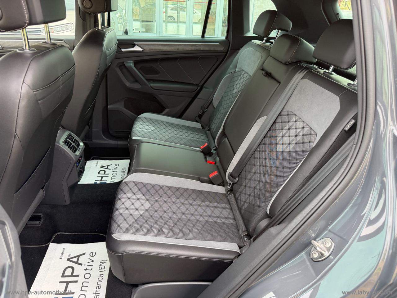 VOLKSWAGEN Tiguan 2.0TDI R-LINE FULL LED NAVI AID ACTIVE INFO DISPLAY PELLE RETROCAMERA