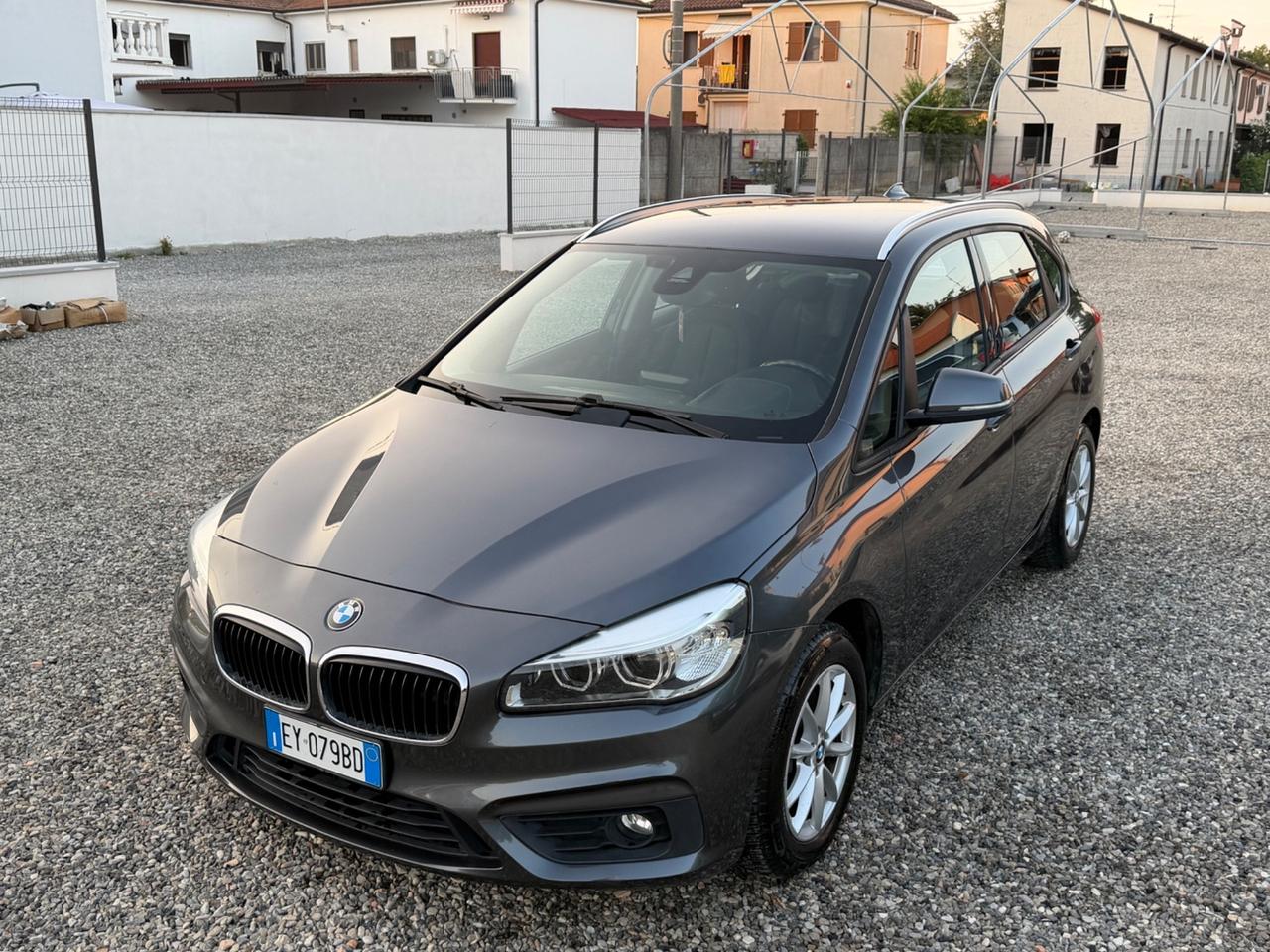 Bmw 2er Active Tourer 218d Advantage