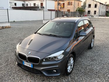 Bmw 2er Active Tourer 218d Advantage