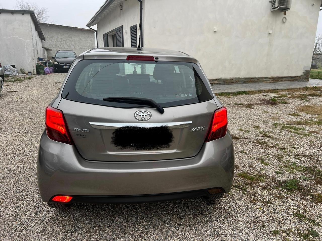 Toyota Yaris 1.4 D-4D 5 porte Active