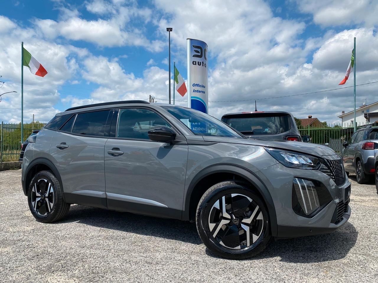Peugeot 2008 New 1.2 PureTech 100cv S&S Modello Allure