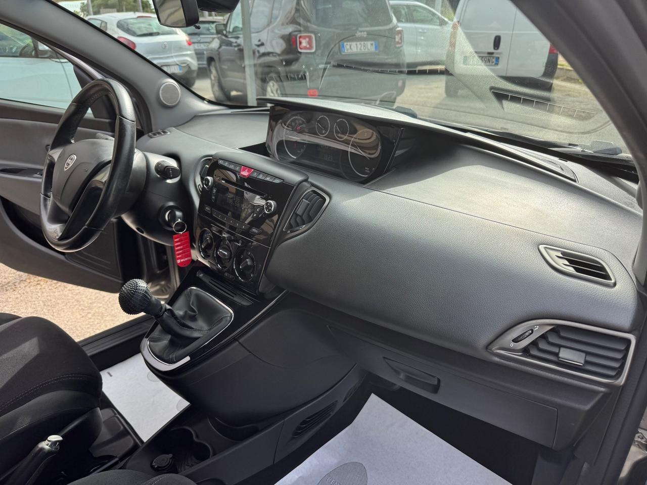 Lancia Ypsilon 1.3 MJT 16V 95 CV ECCELLENTI CONDIZIONI