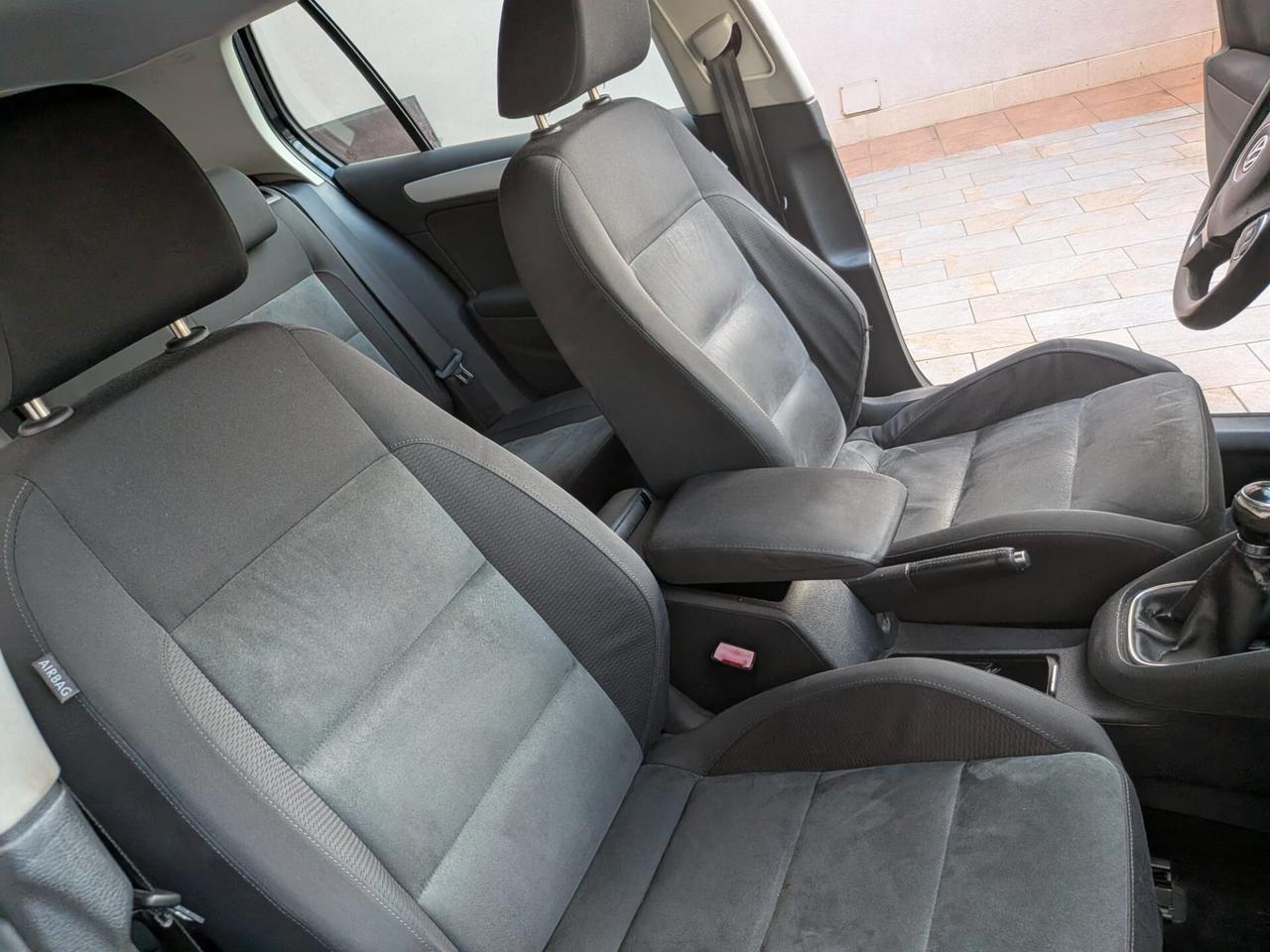 Volkswagen Golf 1.6 TDI DPF 5p. Highline