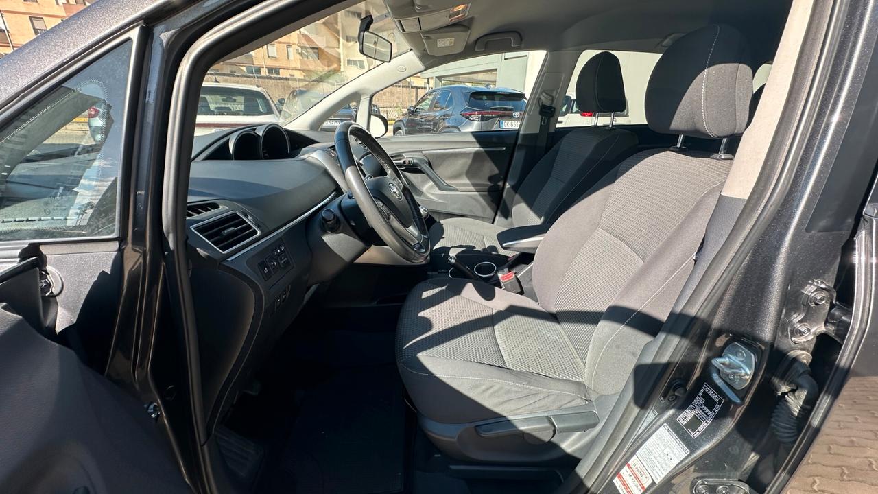 Toyota Verso 1.6 D-4D Business
