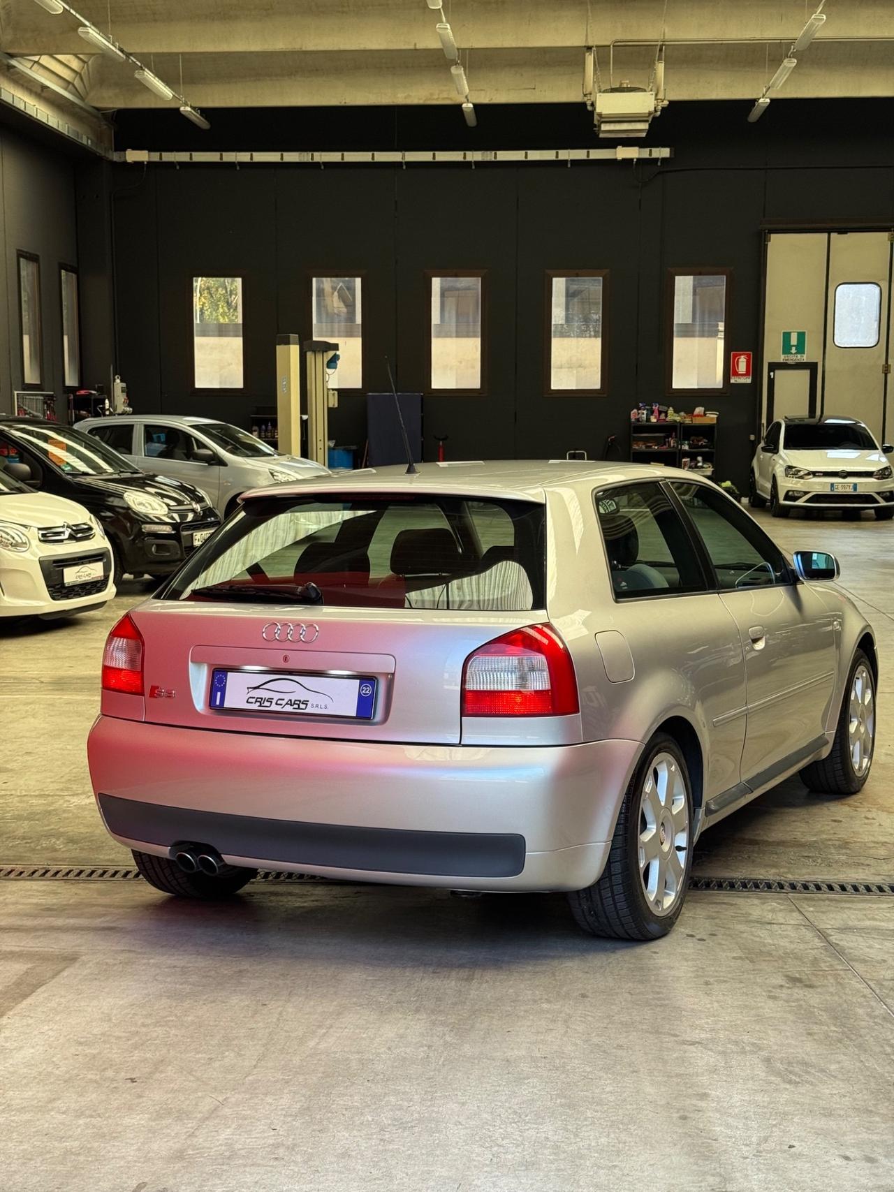 Audi A3 1.8 turbo 20V cat 3p. Attraction