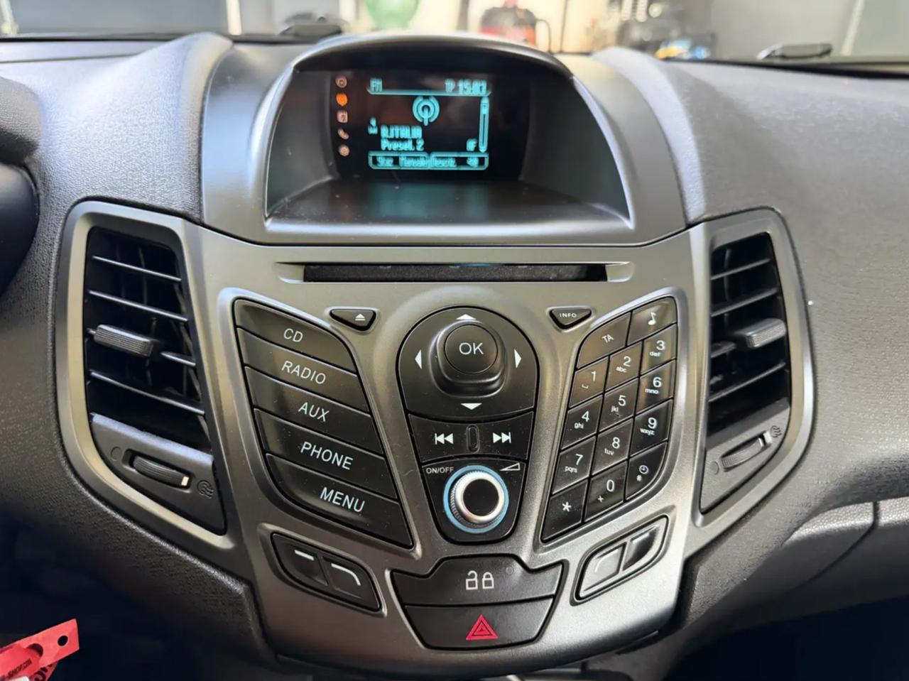 Ford Fiesta 1.0 EcoBoost 100CV 5 porte Powershift Titanium