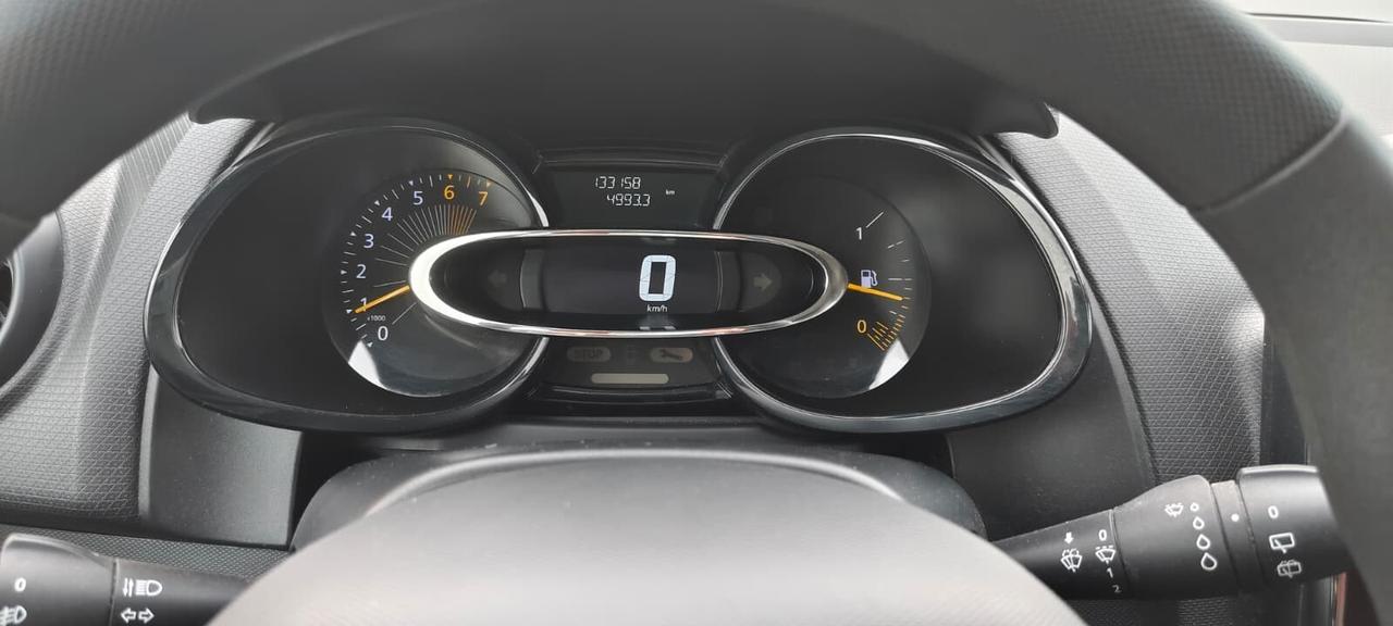 Renault Clio 1.2 75CV 5 porte Costume National