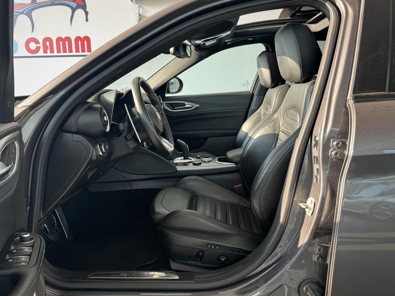 Alfa Romeo Giulia 2.0 T 280cv AT8 Q4 Veloce Tetto Apribile