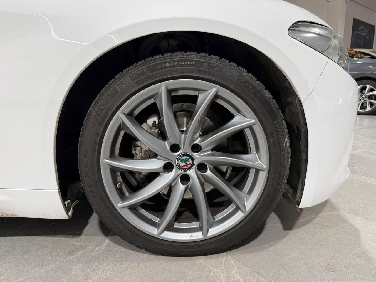 Alfa Romeo Giulia 2.2 Turbodiesel 150 CV Tech Edition