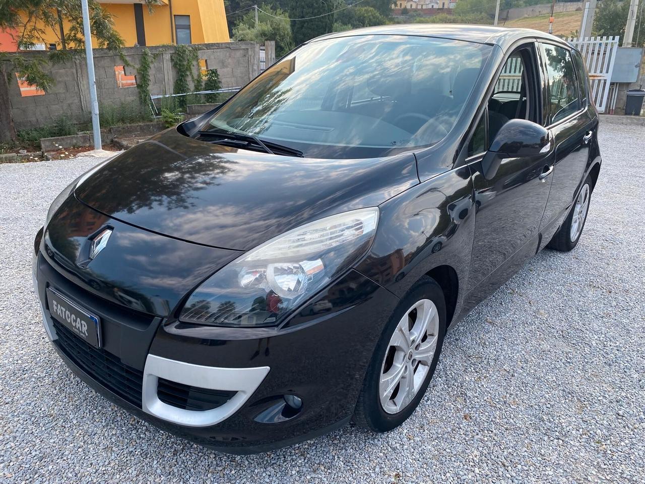 Renault Scenic Scénic X-Mod 1.5 dCi 110CV Luxe