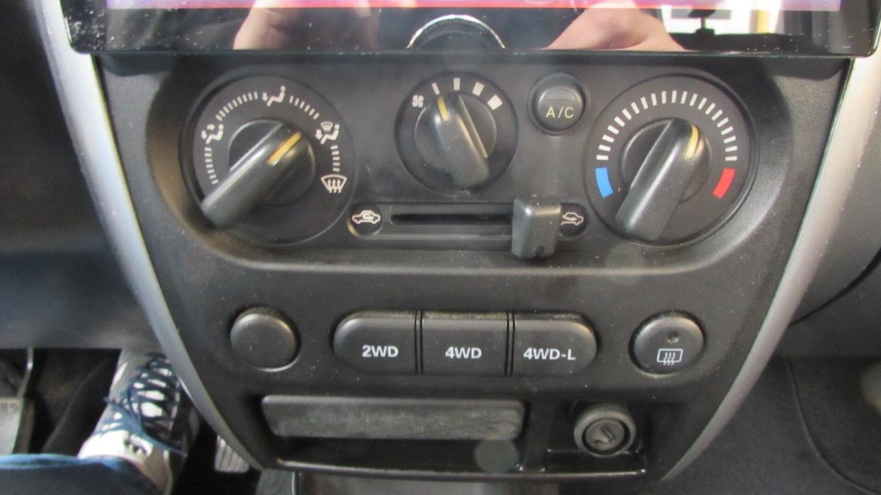 Suzuki Jimny 1.5 DDiS cat 4WD JLX