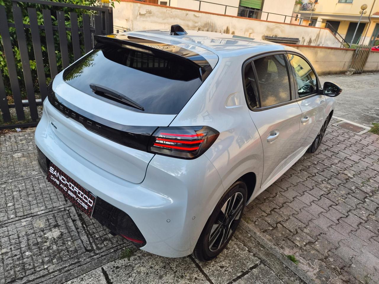 Peugeot 208 1.2 PURETECH ALLURE FULL OPTIONAL