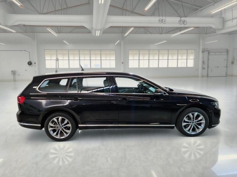 VOLKSWAGEN PASSAT VARIANT 2.0TDI SCR 140kW 4MOT Executive BMT DSG
