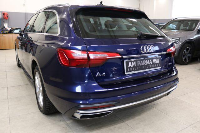 AUDI A4 40 TDI quattro S tronic Business Advanced