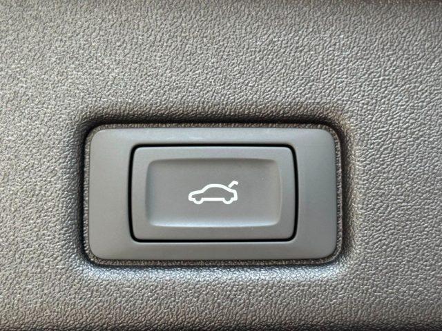 AUDI Q5 SPB TDI 150 kW mHEV+ S tronic quattro S line editi