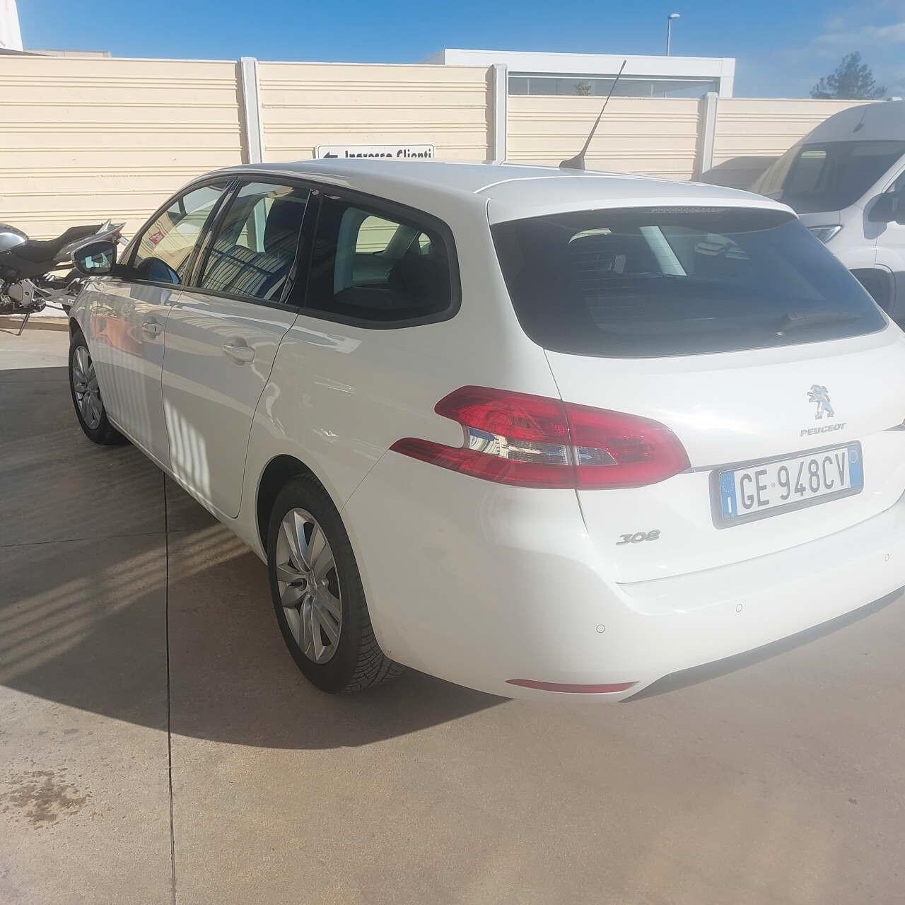 Peugeot 308 BlueHDi 130 S&S SW Active