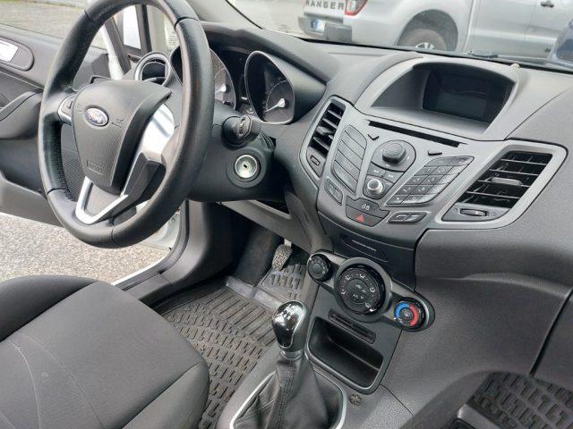 FORD Fiesta 1.5 TDCi 75CV 5 porte Business Neopatentati