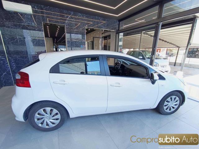 KIA Rio 1.1 CRDi 5p. Cool