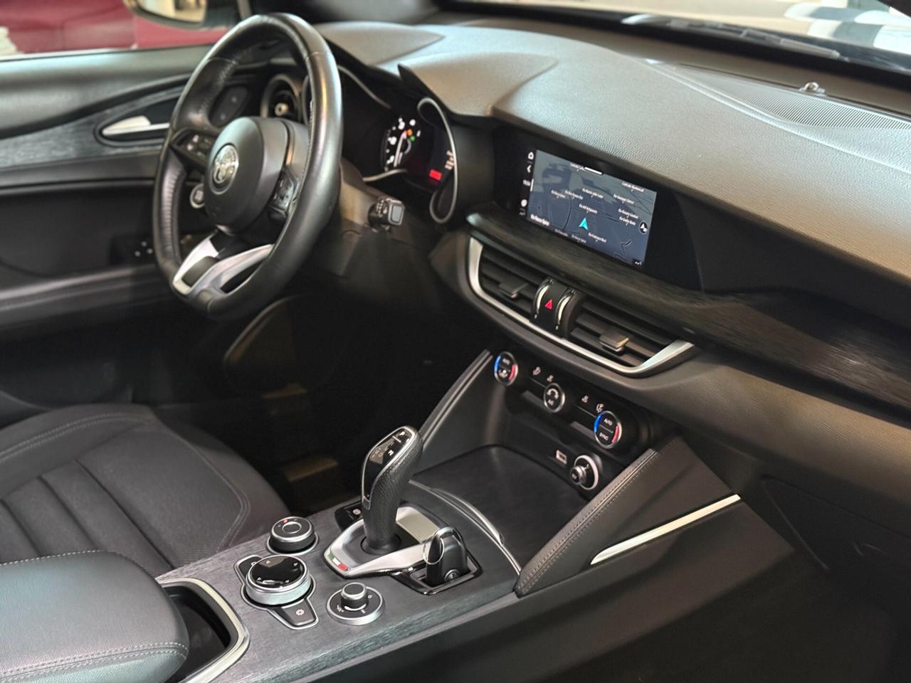 Alfa Romeo Stelvio 2.2 Turbodiesel 160 CV AT8 RWD Business