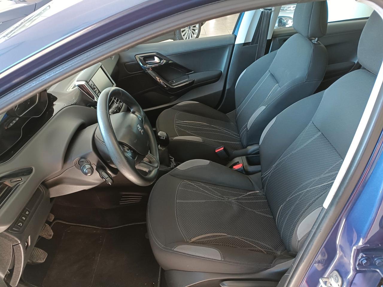 Peugeot 208 1.6 e-HDi 92 CV Stop&Start 5 porte Allure