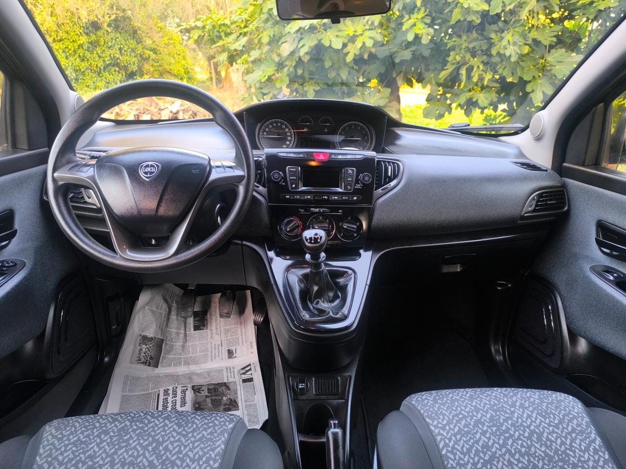 Lancia Ypsilon 0.9 TwinAir 85 CV 5 porte Metano Ecochic Gold