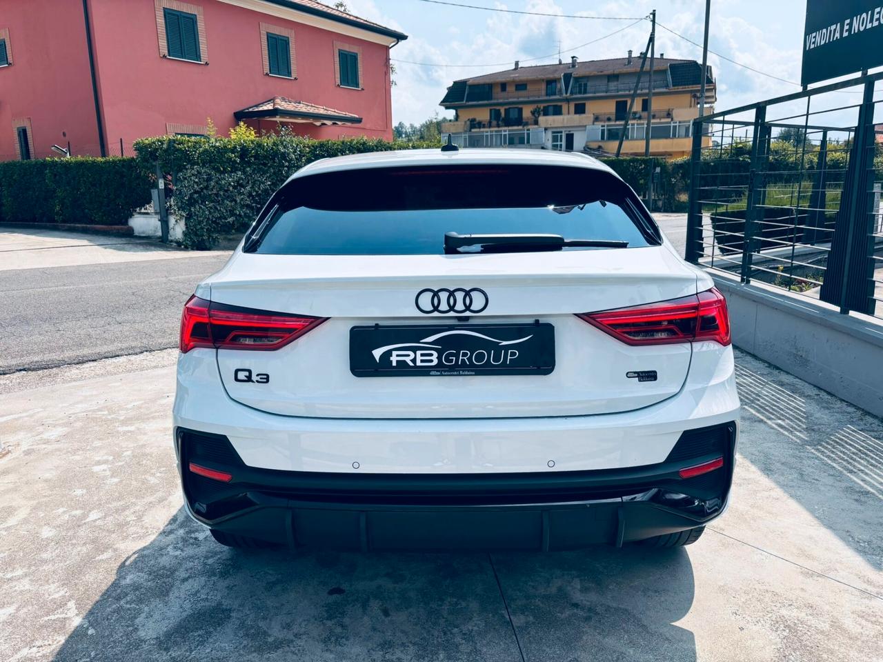 Audi Q3 SPB 35 TDI S line edition