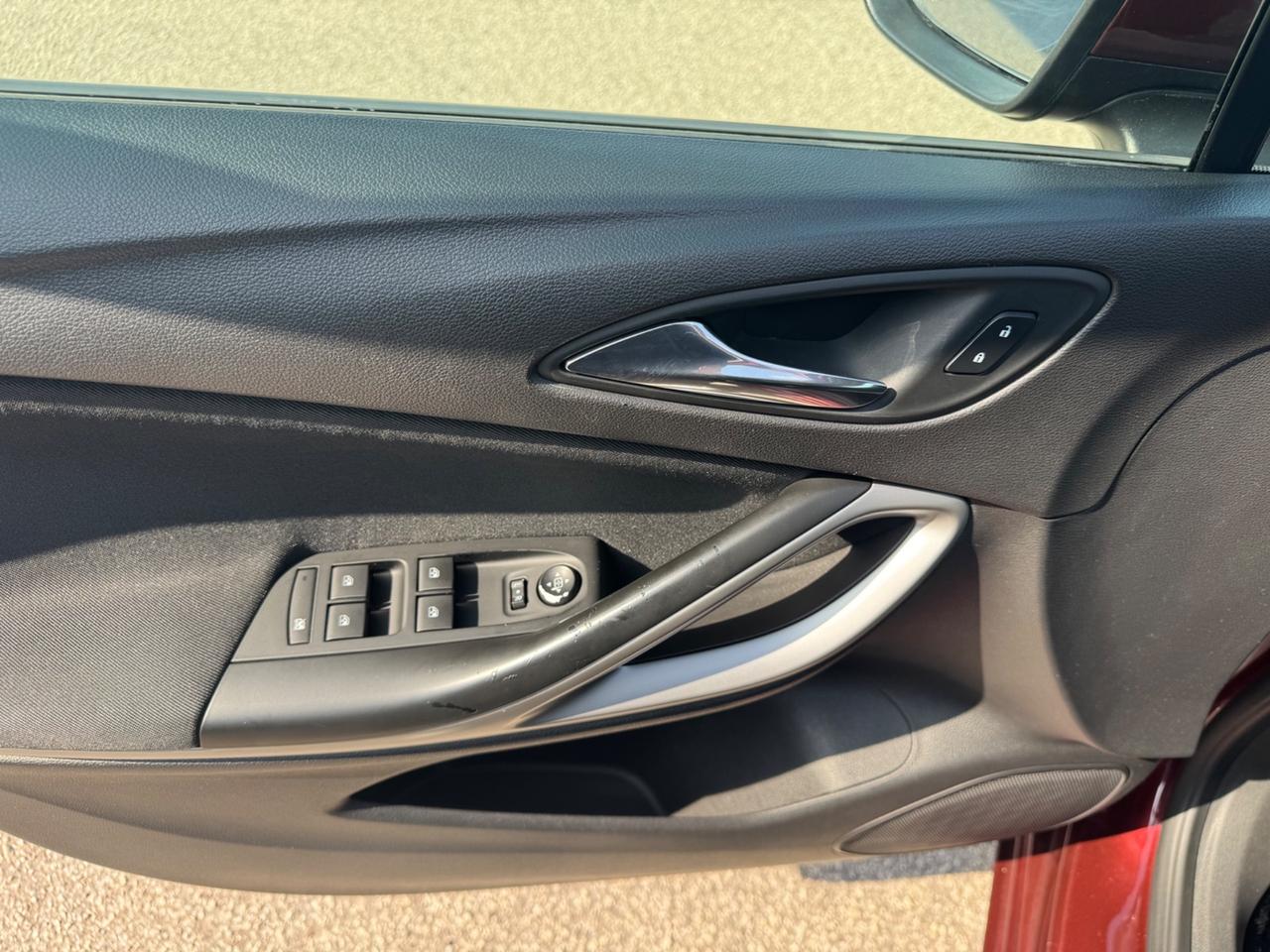 OpelAstra 1.6 CDTi 136CV S&S Sports Tourer Innovation Neopatentati