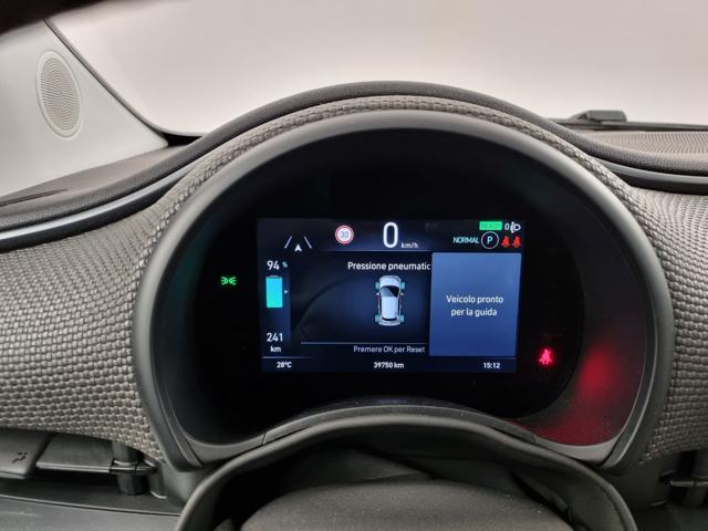 FIAT 500e 3+1 42 kWh La Prima