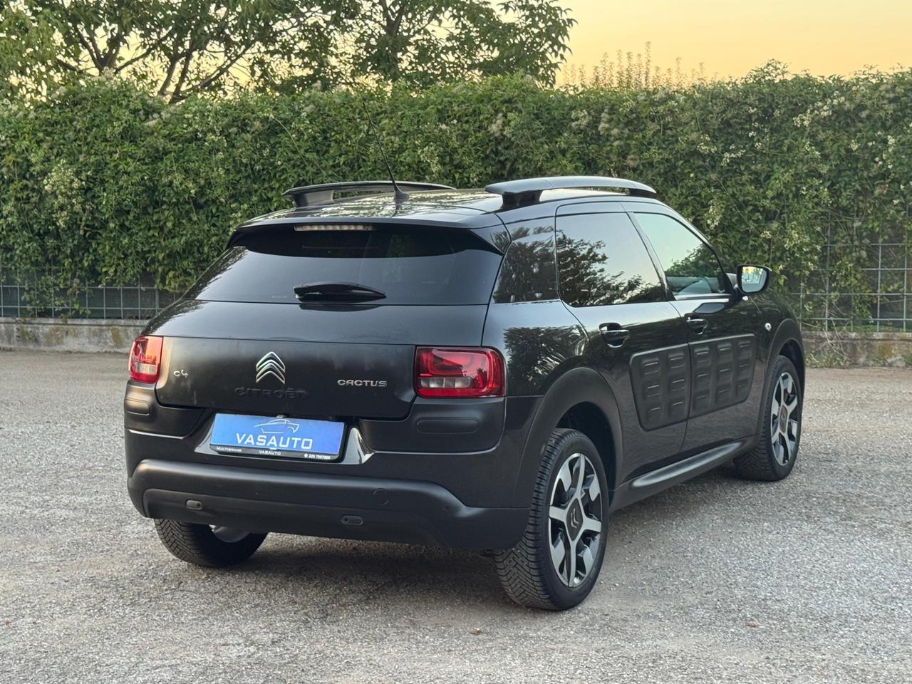 Citroen C4 Cactus PureTech 82 Shine